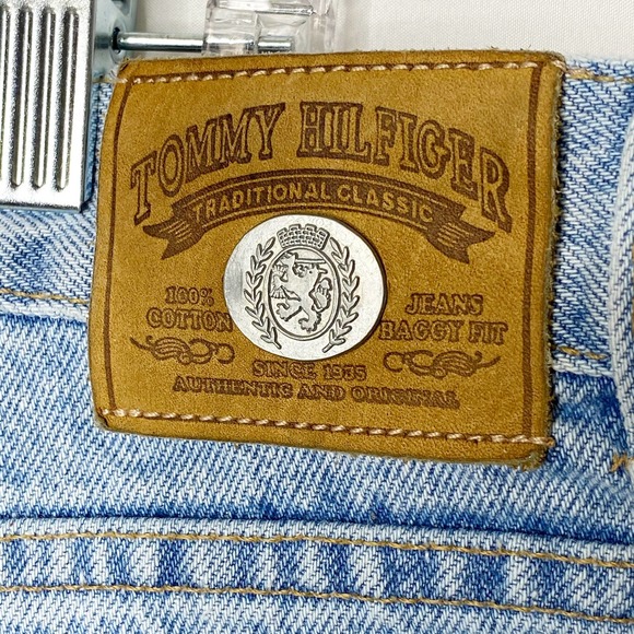 Vintage 1990's Tommy Hilfiger Light Wash Jeans - Picture 2 of 5